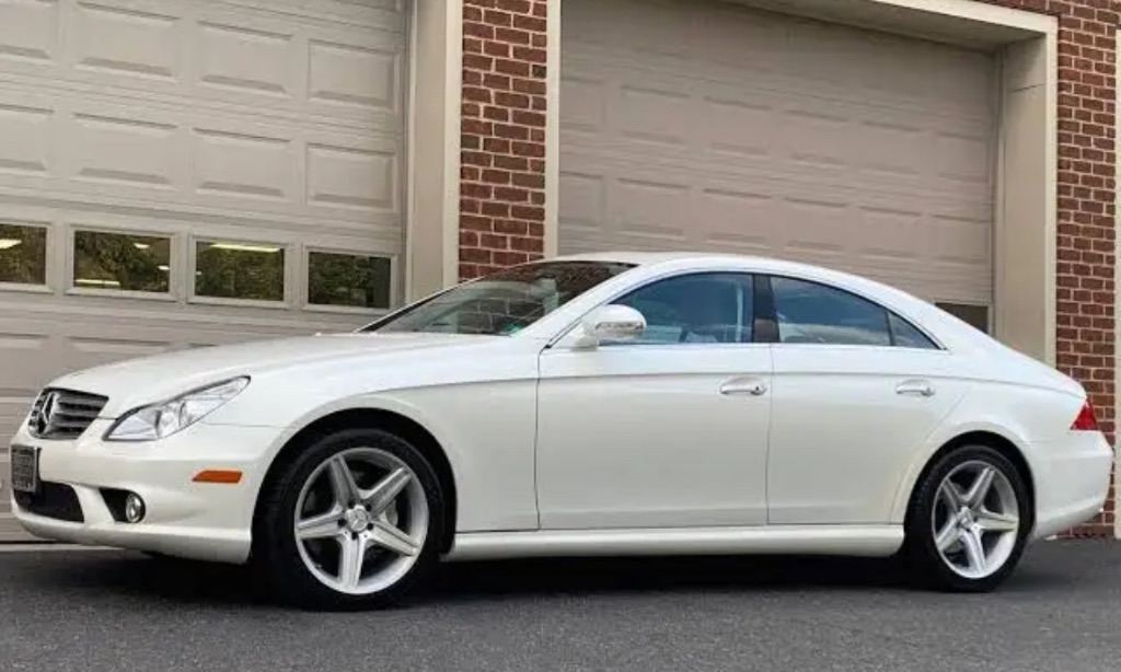 2008 Mercedes-Benz CLS CLS550's photo