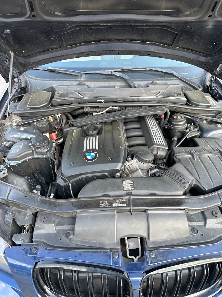 2011 BMW 3 Series 328i - Photo 17