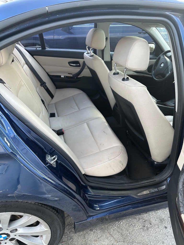 2011 BMW 3 Series 328i - Photo 19