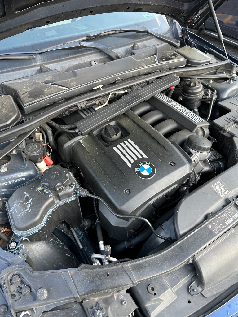 2011 BMW 3 Series 328i - Photo 16