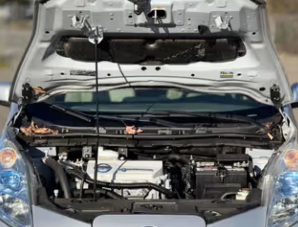 2012 Nissan LEAF SL - Photo 16